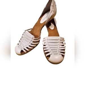 Aerosoles White Leather Huaraches Kitten Heels Size 8